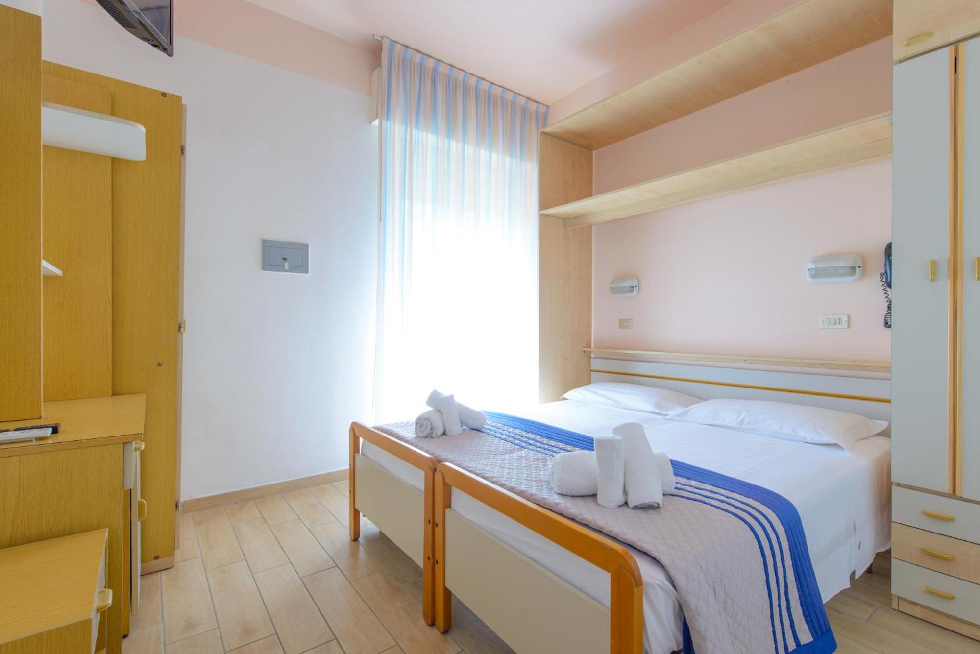 Hotel Colorado Rimini Eksteriør bilde