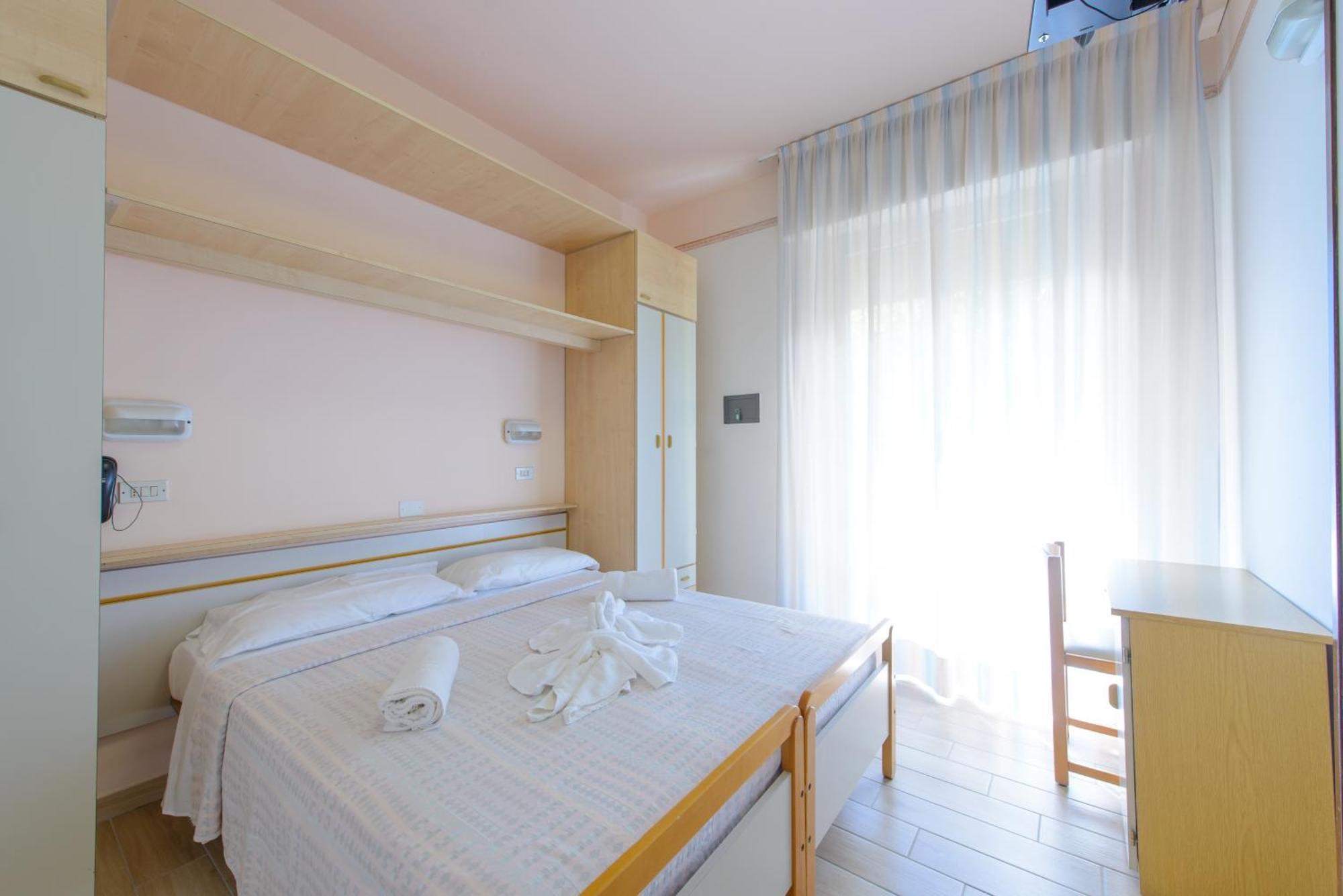Hotel Colorado Rimini Eksteriør bilde