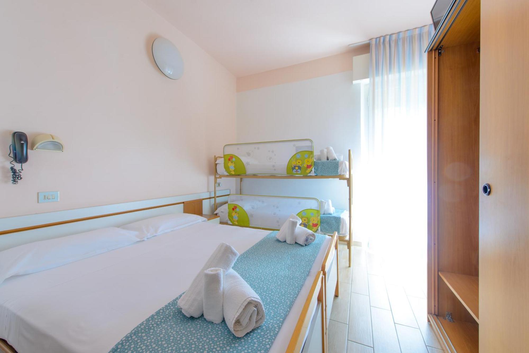 Hotel Colorado Rimini Eksteriør bilde