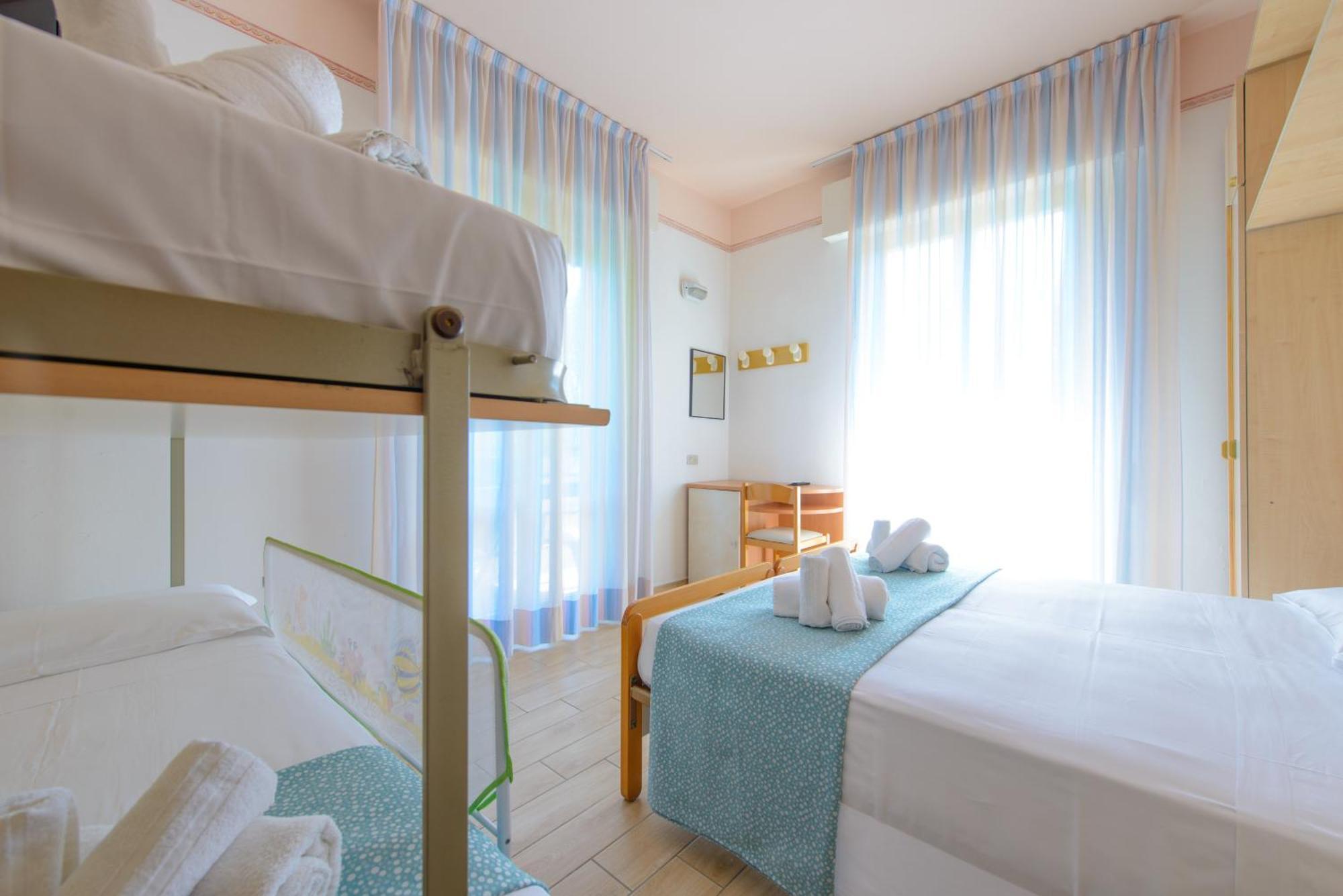 Hotel Colorado Rimini Eksteriør bilde